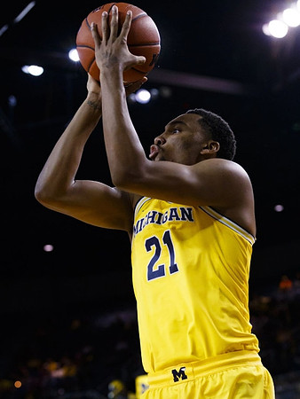 Zak Irvin (21)