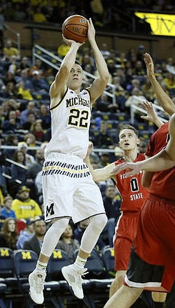 Duncan Robinson (22)
