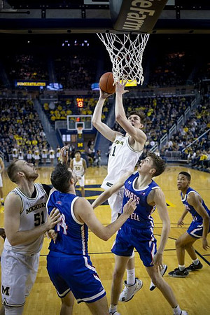 Austin Davis (51) and Colin Castleton (11)