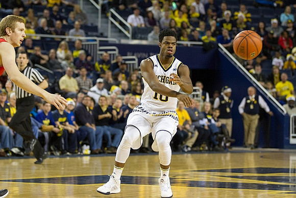 Derrick Walton Jr. (10)