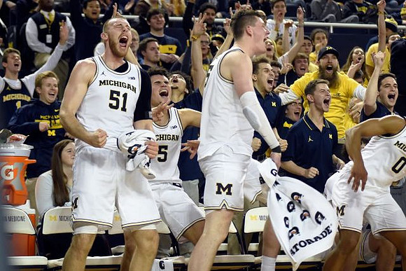 Austin Davis (51), Adrien Nunez (5), Jon Teske (15), and David DeJulius (0)
