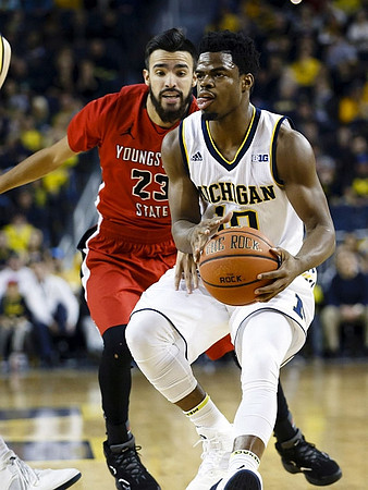 Derrick Walton Jr. (10)