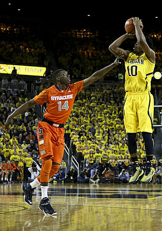 Derrick Walton Jr. (10)