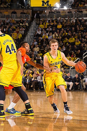 Max Bielfeldt (44) and Spike Albrecht (2)