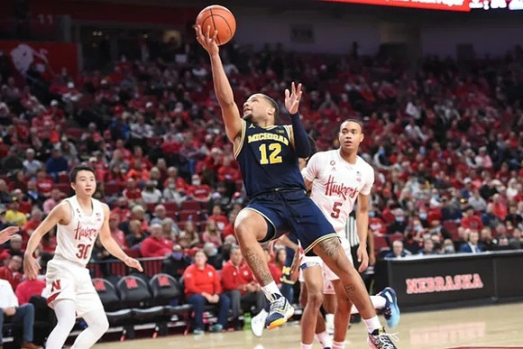 DeVante' Jones (12)