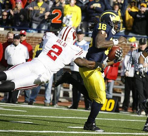 Denard Robinson (16)