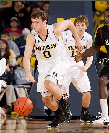 Zack Novak (0) and Matt Vogrich (13)
