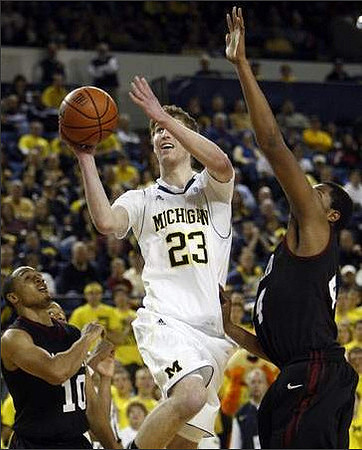 Evan Smotrycz (23)