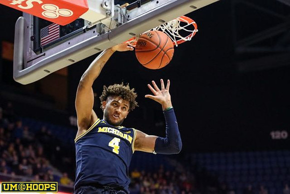 Isaiah Livers (4)