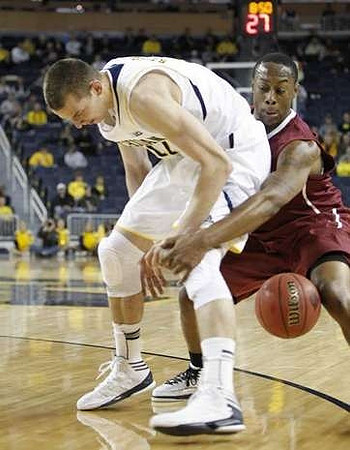 Nik Stauskas (11)