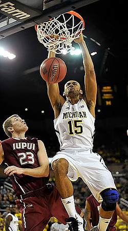 Jon Horford (15)