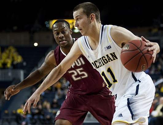 Nik Stauskas (11)