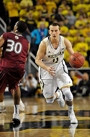 Nik Stauskas (11)