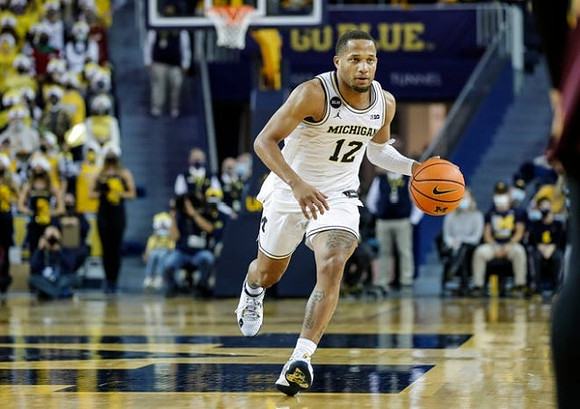 DeVante' Jones (12)