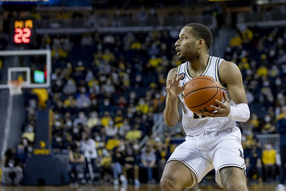 DeVante' Jones (12)