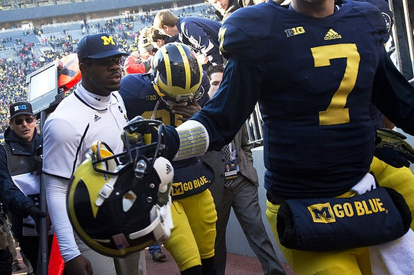 Devin Gardner (98) and Shane Morris (7)