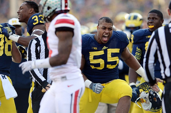 Taco Charlton (33) and Jibreel Black (55)
