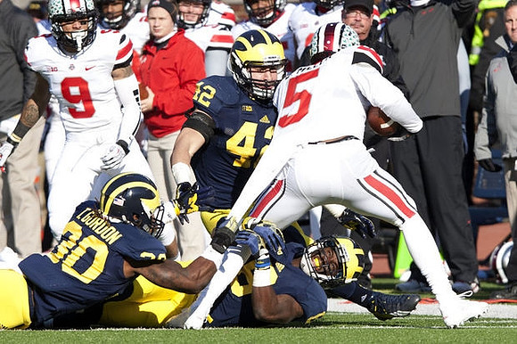 Thomas Gordon (30), Ben Gedeon (42), and Raymon Taylor (6)