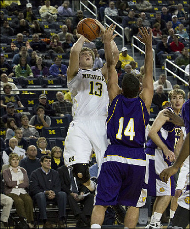 Matt Vogrich (13)