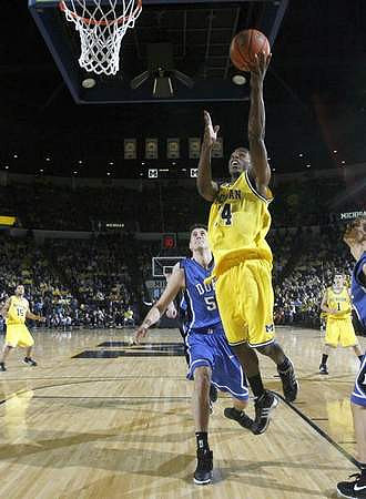 DeShawn Sims (34)