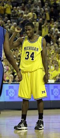 DeShawn Sims (34)