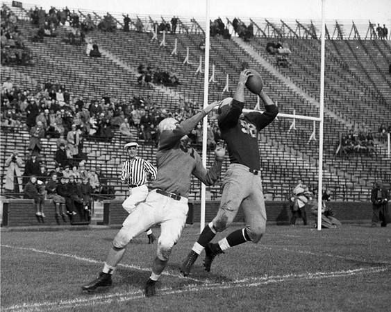 1939 Season-Iowa: Tom Harmon (98)