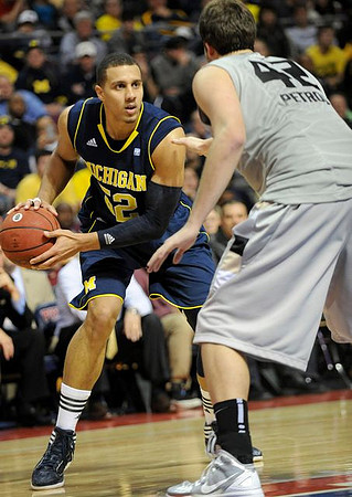 Jordan Morgan (52)