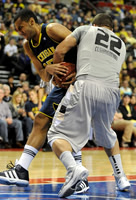 Jon Horford (15)