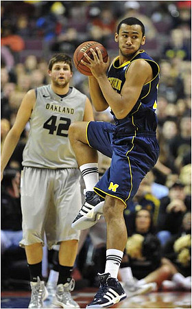 Jon Horford (15)