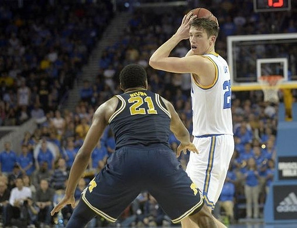Zak Irvin (21)