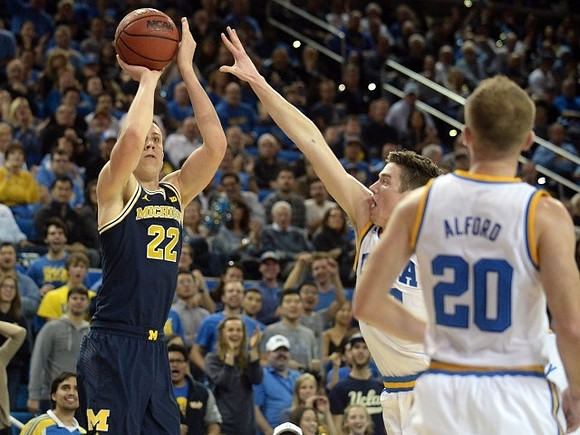 Duncan Robinson (22)