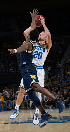 Derrick Walton Jr. (10)