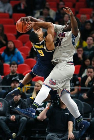 Jaaron Simmons (5)