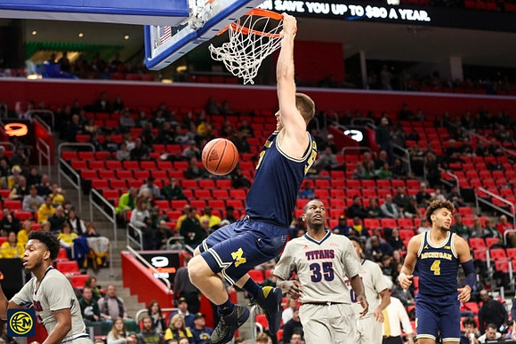 Austin Davis (51) and Isaiah Livers (4)