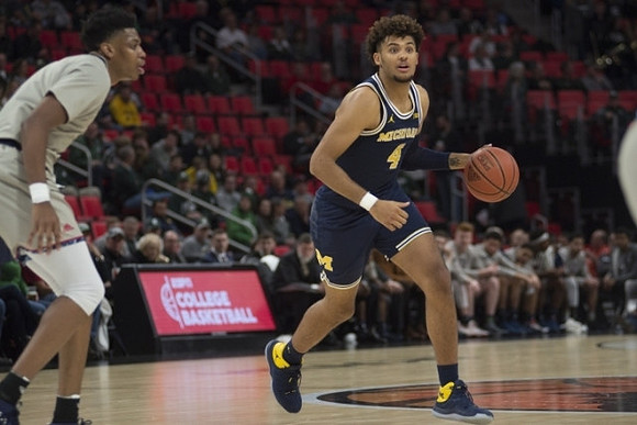 Isaiah Livers (4)