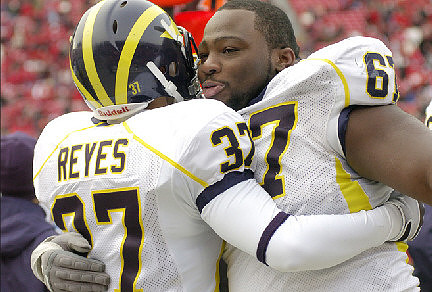 Ricky Reyes (37) and Terrance Taylor (67)