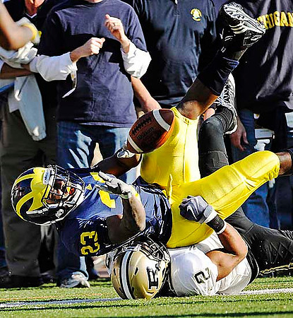 Carlos Brown (23)