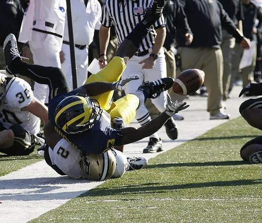 Carlos Brown (23)