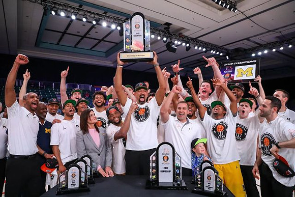 Juwan Howard, Michigan Team, and Battle for Atlantis Championship Trophy