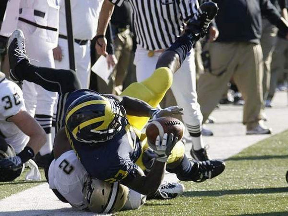 Carlos Brown (23)