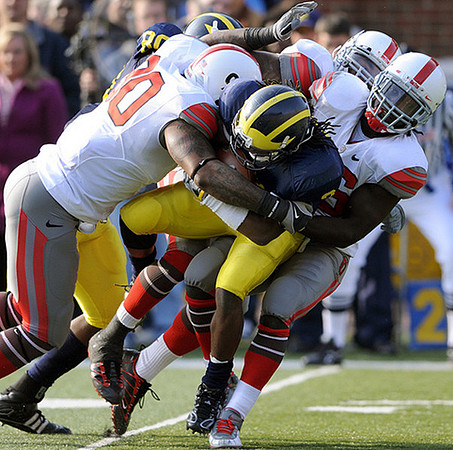 Vincent Smith (2) and Martell Webb (80)