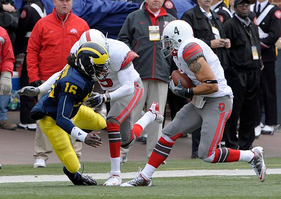 Denard Robinson (16)