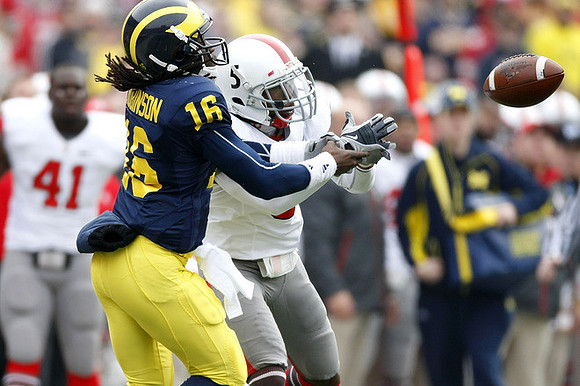 Denard Robinson (16)