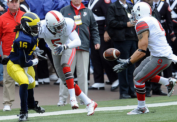 Denard Robinson (16)