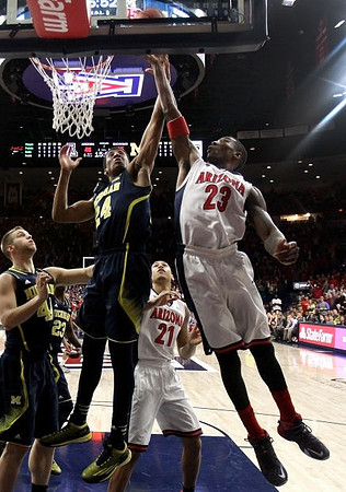 Max Bielfeldt (44), Caris LeVert (23), and Aubrey Dawkins (24)