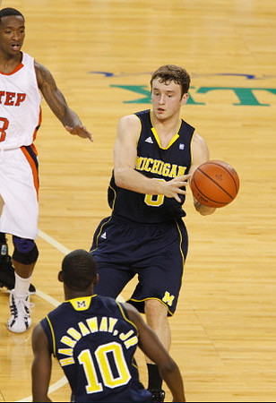 Zack Novak (0) and Tim Hardaway Jr. (10)