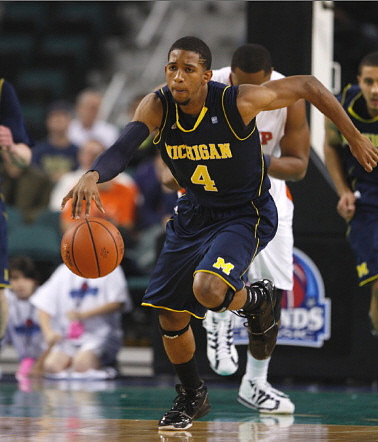 Darius Morris (4)