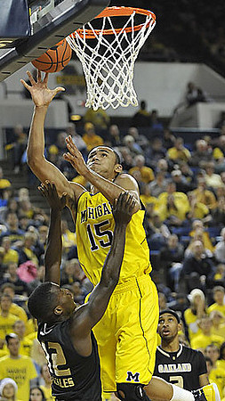 Jon Horford (15)