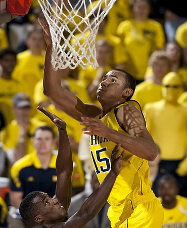 Jon Horford (15)