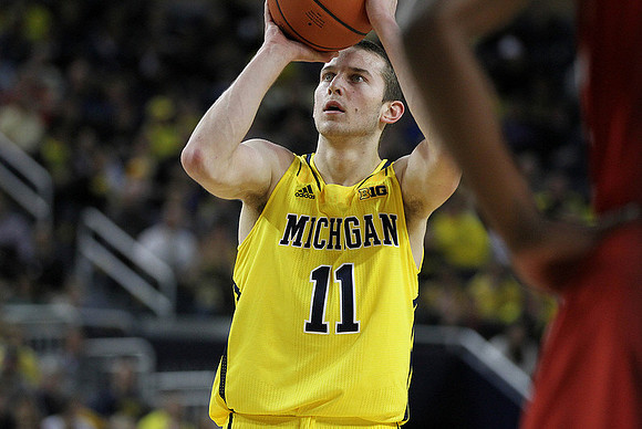 Nik Stauskas (11)